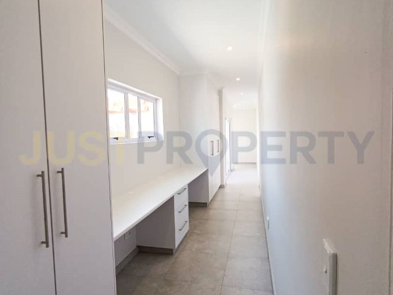 FOR SALE | Spacious Modern Home with Income-Generating Flat - Photo 7