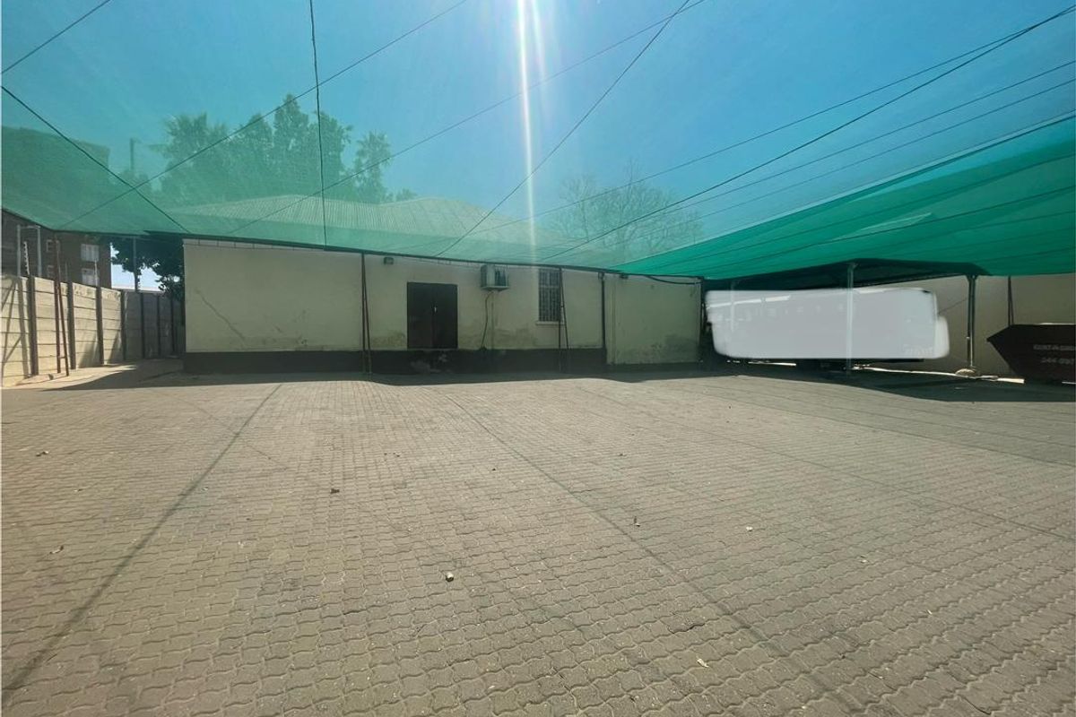 PRIME BUSINESS PROPERTY IN WINDHOEK CBD FOR SALE! - Photo 2