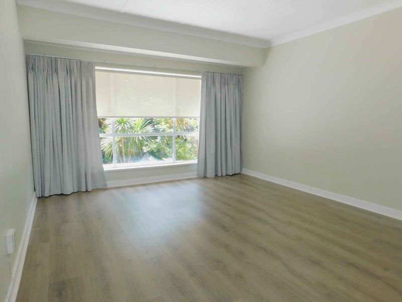 2-Bedroom Duplex Townhouse in Sandton - Photo 5