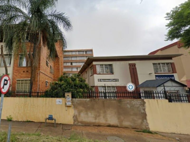 Cosy & Spacious Avenues Apartment - Photo 3