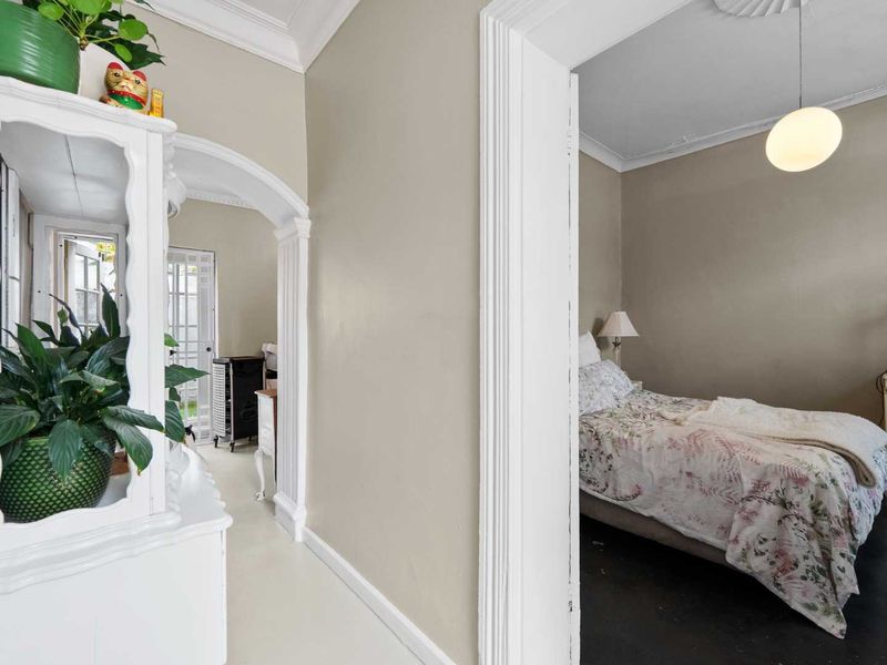 Serene home on the slopes of Signal Hill - Photo 3