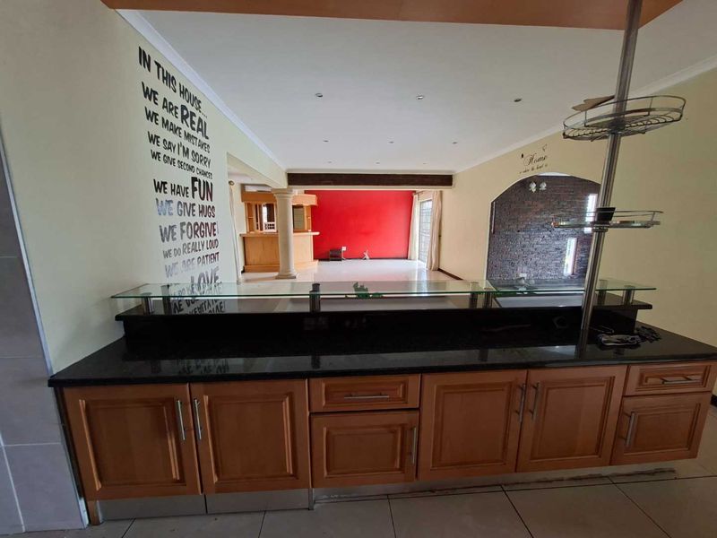 Tranquil 3 -Bedroom house in Reservoir Hills, Durban. - Photo 5