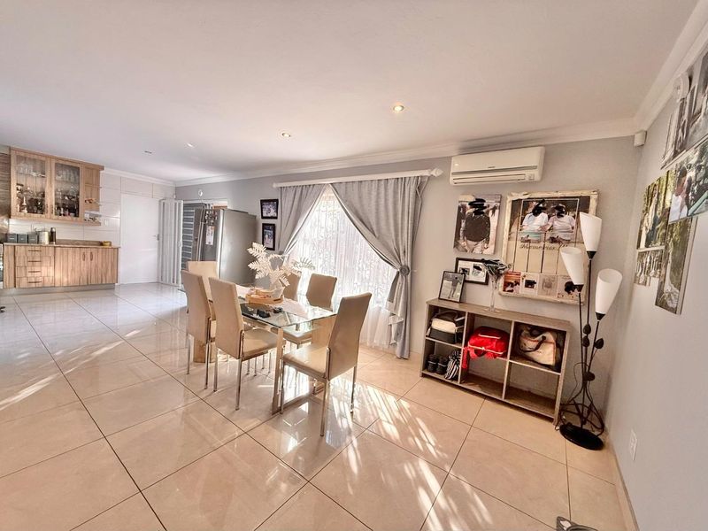 Stunning Full Title 3 Bedroom Cluster with Pool, Solar & Exceptional Entertainment Area in New Redruth - Photo 8