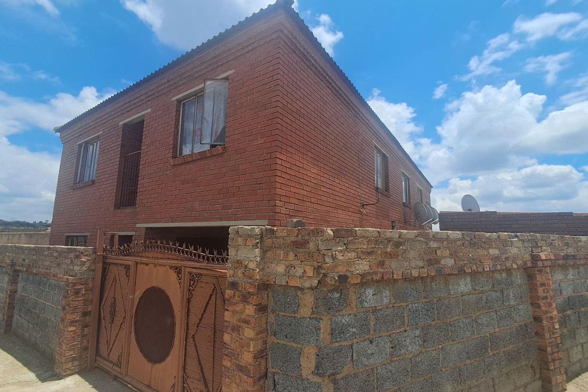 Lucrative Investment In Kaalfontein - Photo 2