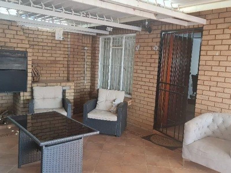 EXCLUSIVE MANDATE Lock up and go secure Duet. - Photo 3