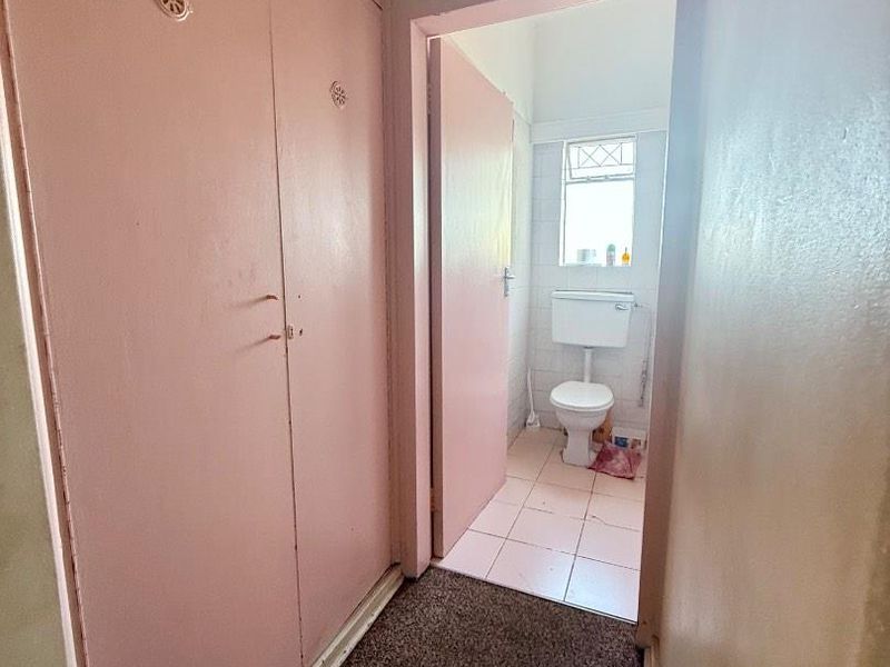 3 bedroom flat for sale in Vryheid - Photo 7