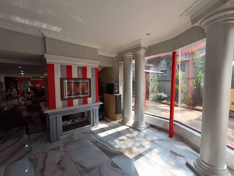 RASLOUW SECURITY ESTATE - 7 BEDROOM HOUSE - Photo 6