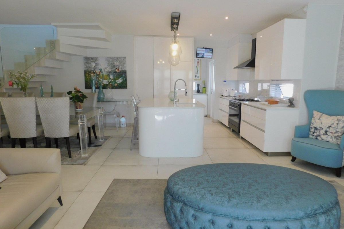We are very proud to offer this beautiful home to our Corporate clients. - Photo 3