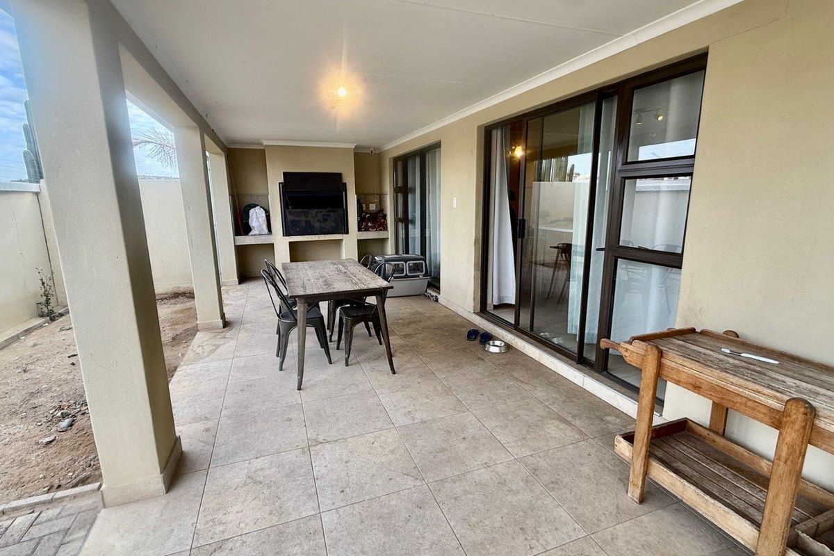 AVIS - VIEW - NS2 300 000 - CC REG - Photo 4