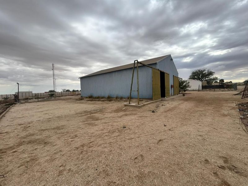 INDUSTRIAL WAREHOUSE - ARANDIS (FOR SALE) - Photo 8