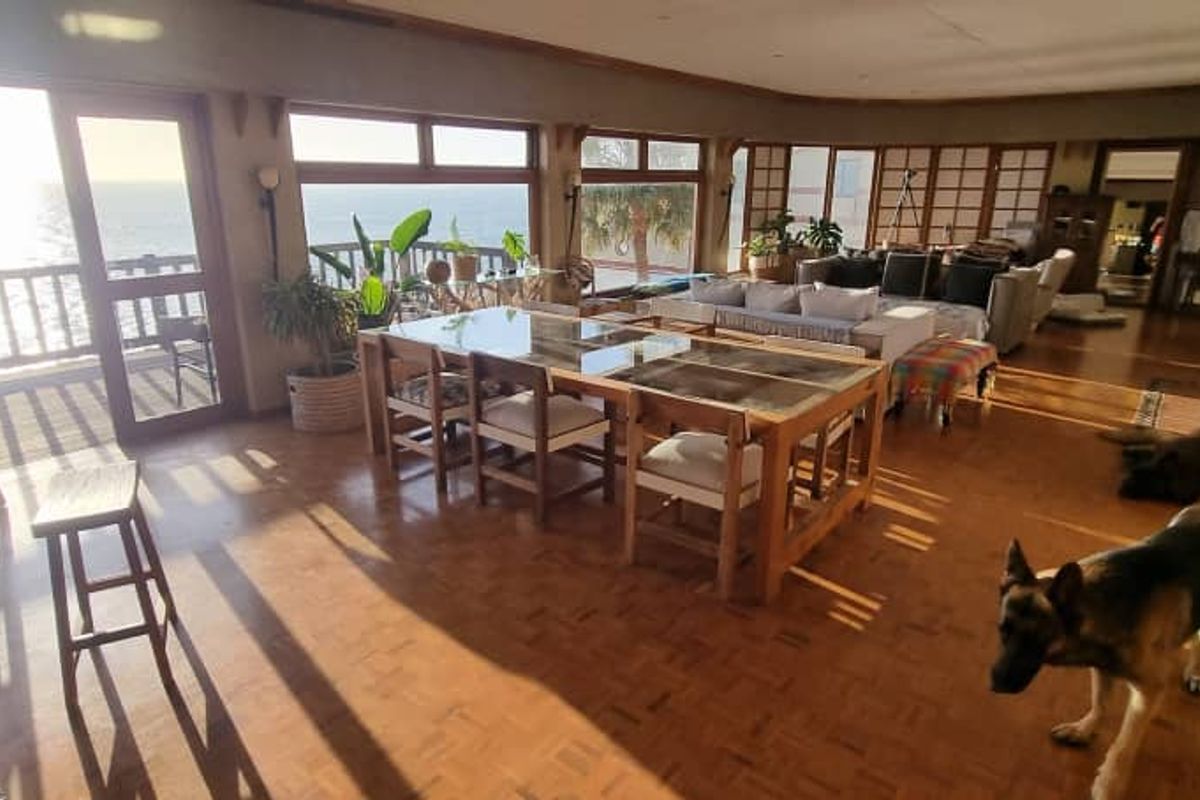 🌊 Exquisite Oceanfront Retreat – 5 En-Suite Bedrooms, Natural Pool & Unmatched Sunset Views - Photo 3