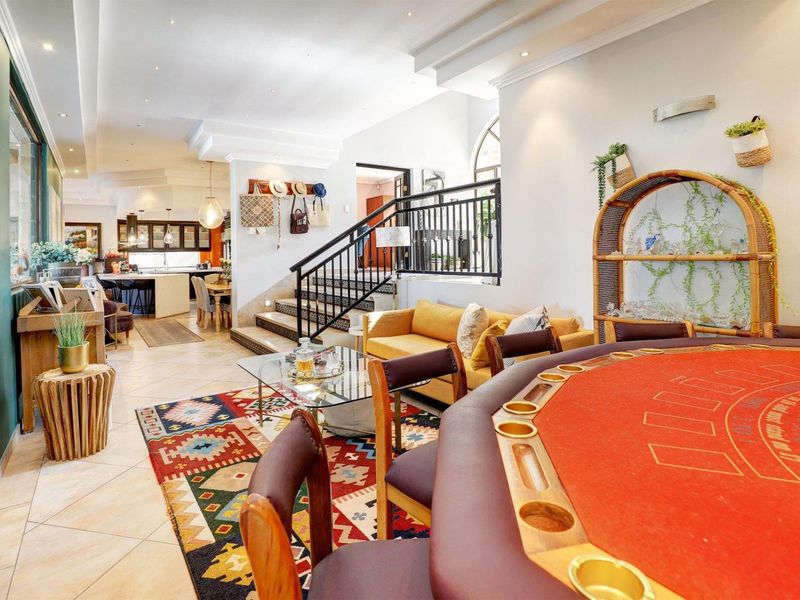 Entertainer’s Dream Home With Spectacular Views - Photo 6