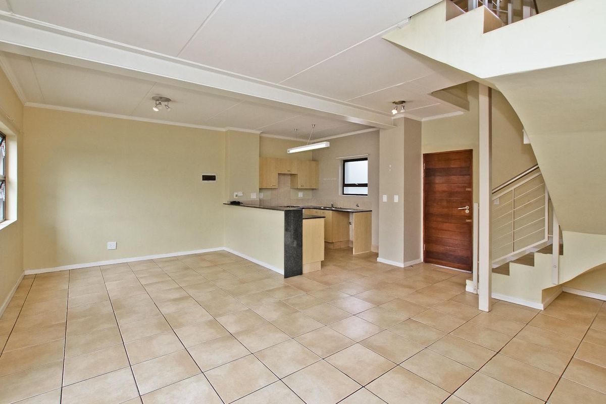 Sun-Kissed 2 Bedrooms Loft Apartment in Chianti Estate - Photo 4