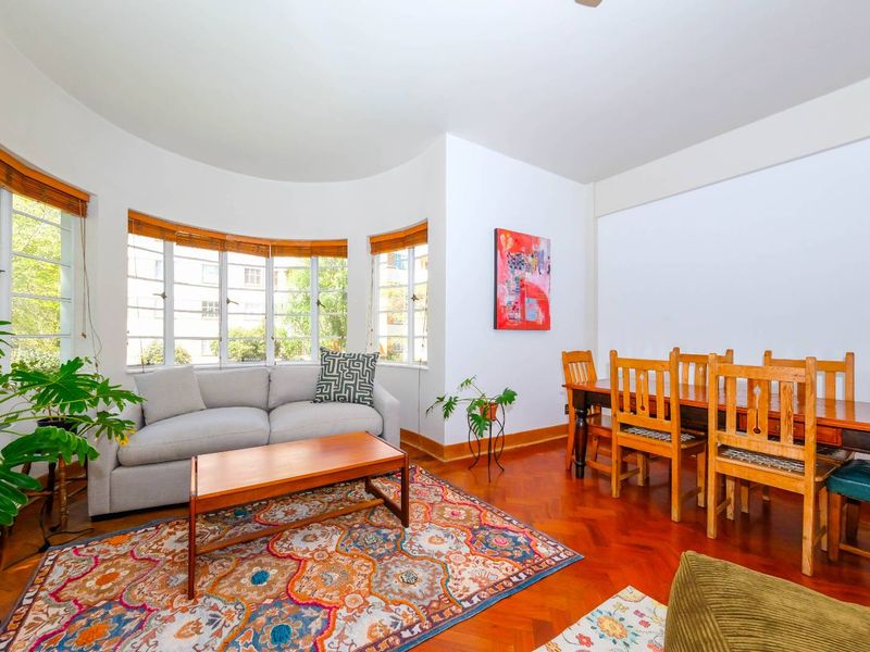 Magnificent apartment in this ever popular complex! - Photo 3