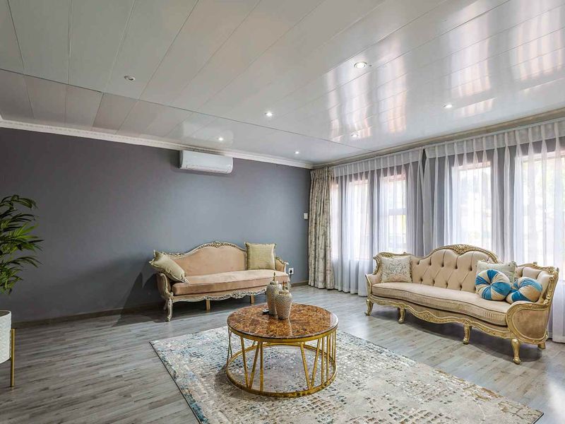 Prime Waterkloof Ridge Living with Space, Potential & Prestige - Photo 6