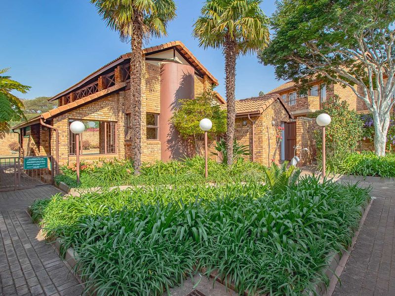 FULL TITLE IN SECURITY COMPLEX. - Photo 5