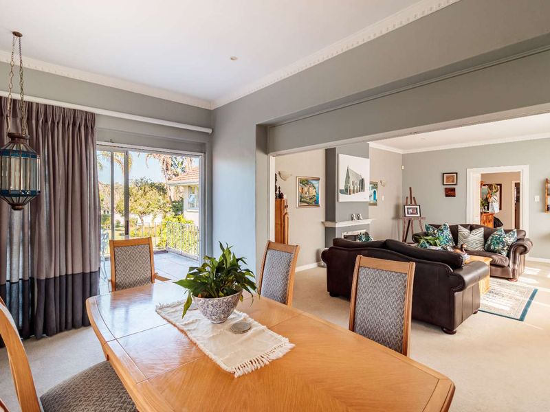 4/5 BED | PARSONS HILL | LARGE FAMILY FAMILY HOME WITH DESIGNER FLAIR - Photo 5