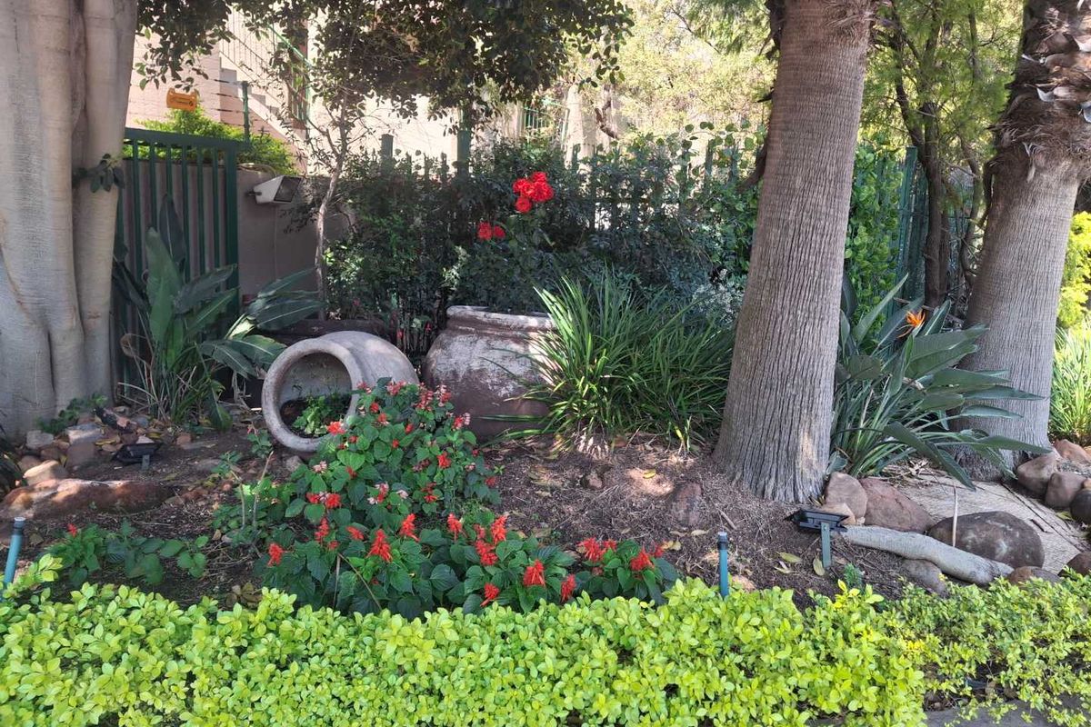 A CHARMING ONE BEDROOM APARTMENT - Photo 5