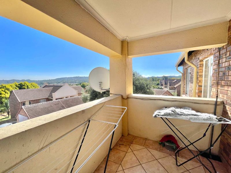 Live with a view! - Photo 7