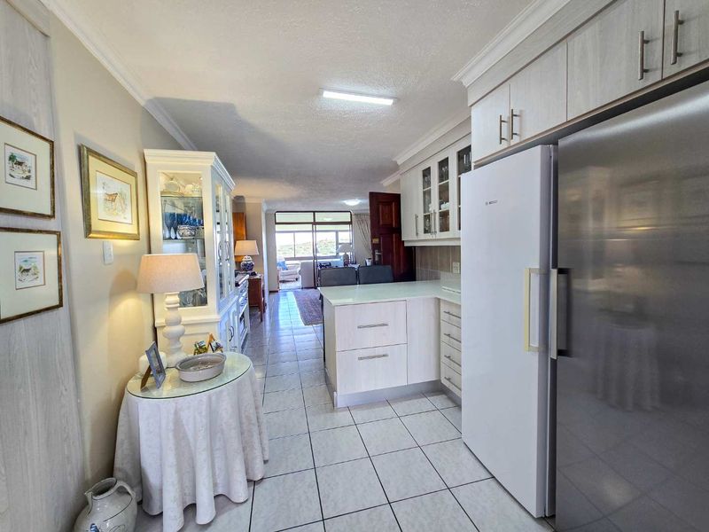 Breathtaking views - true gem. Modern apartment in Stilbaai-Wes. - Photo 7