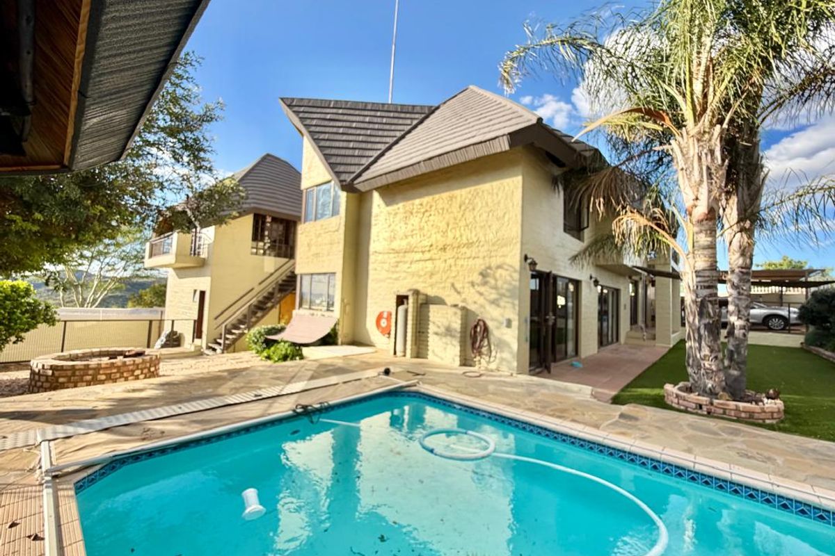 4 Bedroom House TO LET in Ludwigsdorf - Photo 3