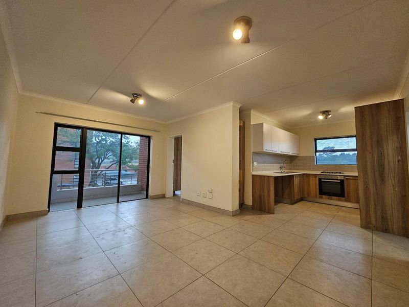 Elegant Living in Founders Hill - Photo 3