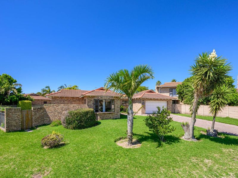 3 Bedroom home for Sale in Beverley Grove - Photo 3