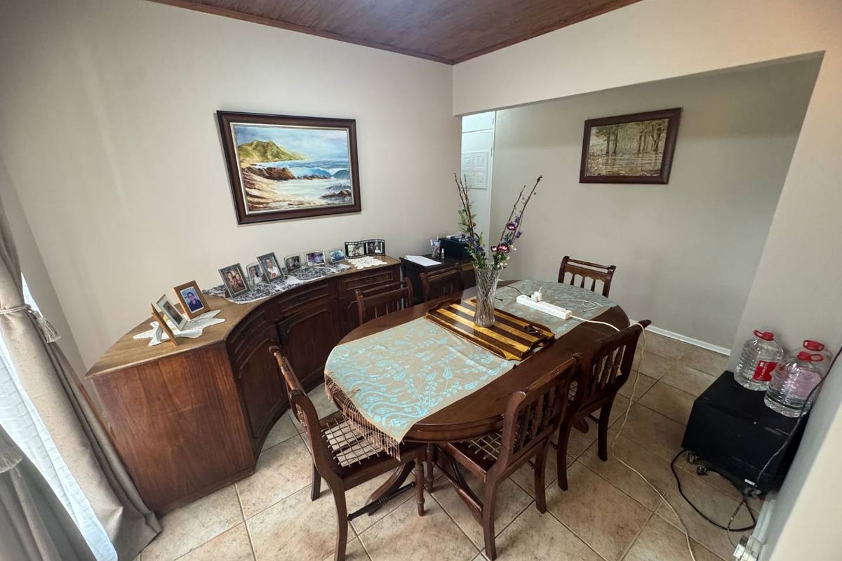 Family Home for sale - Photo 4