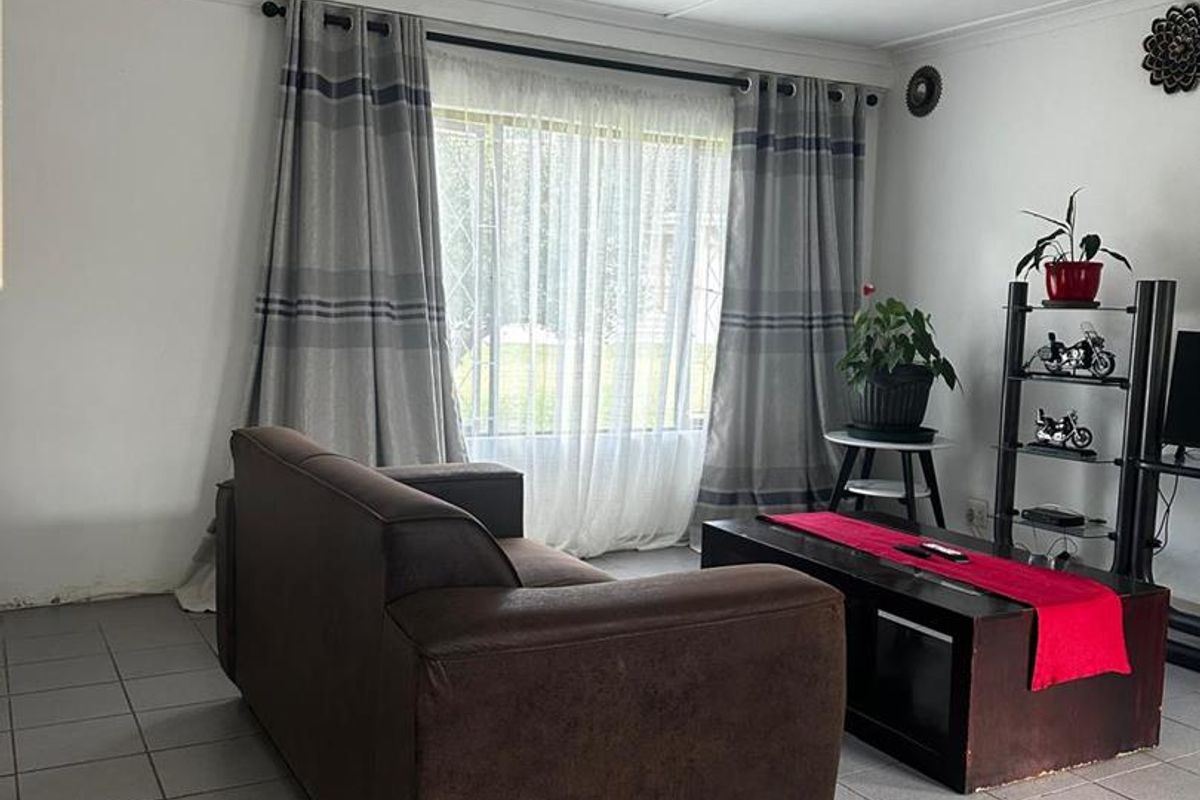 Comfortable One-Bedroom Cottage to Rent in Meer En See - Photo 3