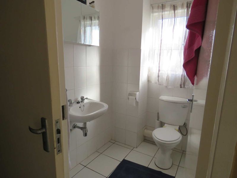 Furnished Unit in Olaf Palme to Rent - Photo 8