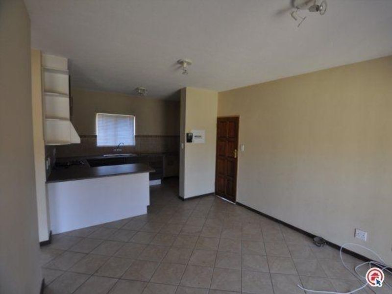 2 bedrooms Apartment in MOOIKLOOF RIDGE - Photo 6