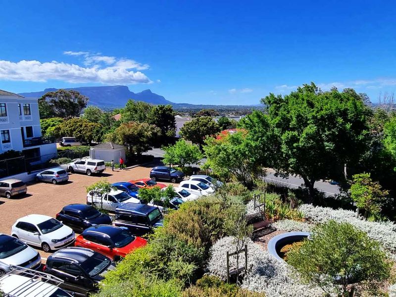 First Floor Office in Stunning Mountainside Complex - Photo 2