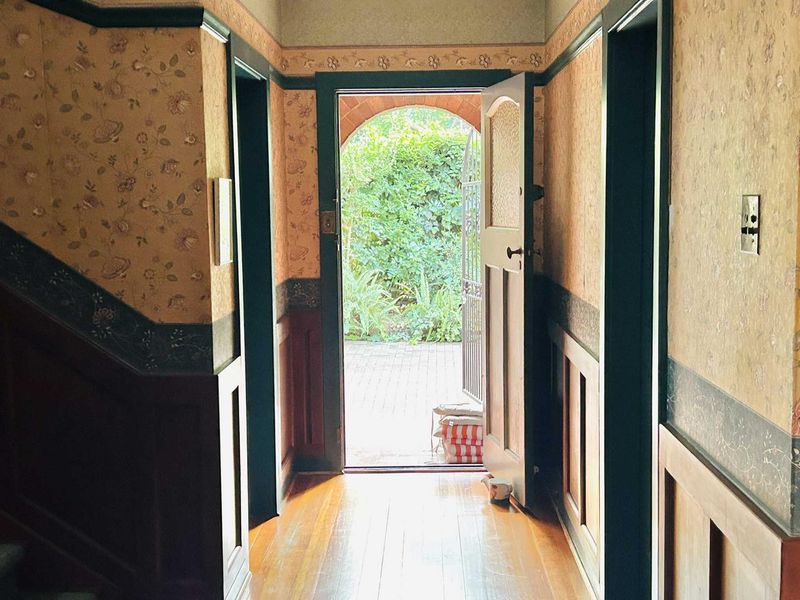 FAMILY HOME IN SOUGHT AFTER BOOMED OFF AREA - Photo 4