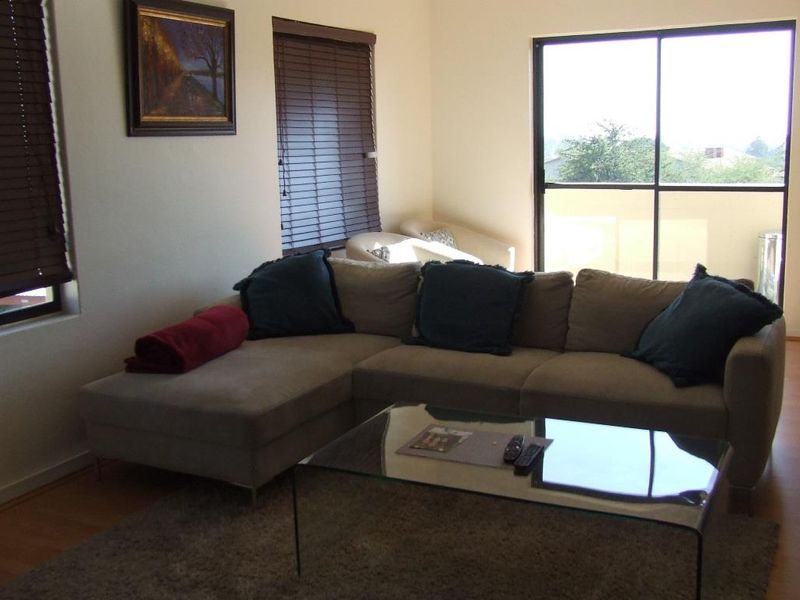 2 Bedroom 2 Bathroom modern 1st floor Apartment for sale in beautiful Golf Estate - Photo 3