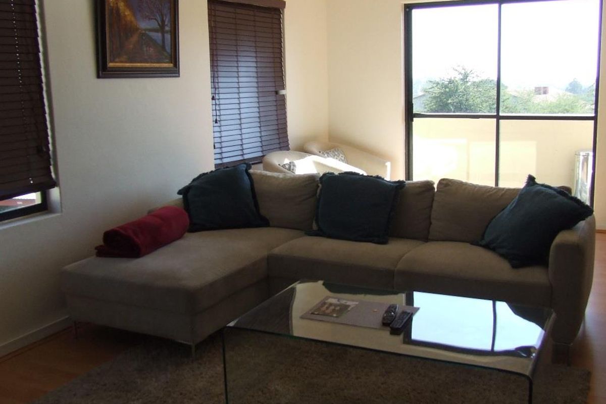 2 Bedroom 2 Bathroom modern 1st floor Apartment for sale in beautiful Golf Estate - Photo 3