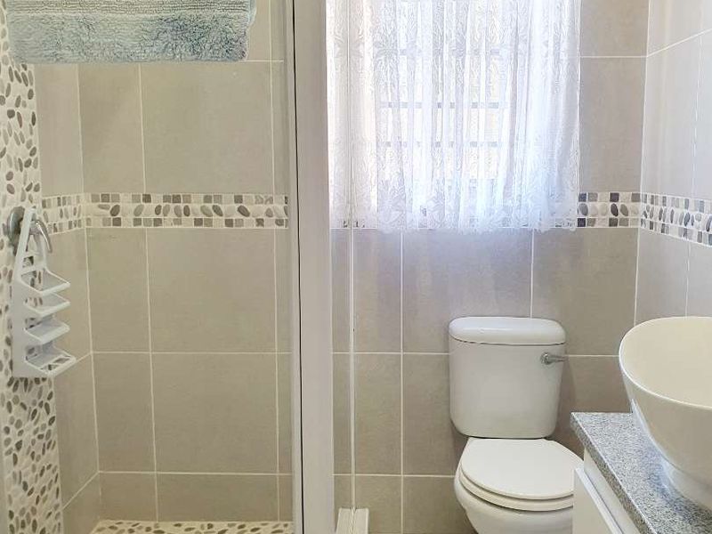 3 Easy steps, 1 sign the contract, 2 pay and 3 move in for your December holiday. - Photo 10