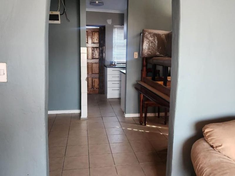 Three-Bedroom House for Sale in Mfuleni - Photo 8