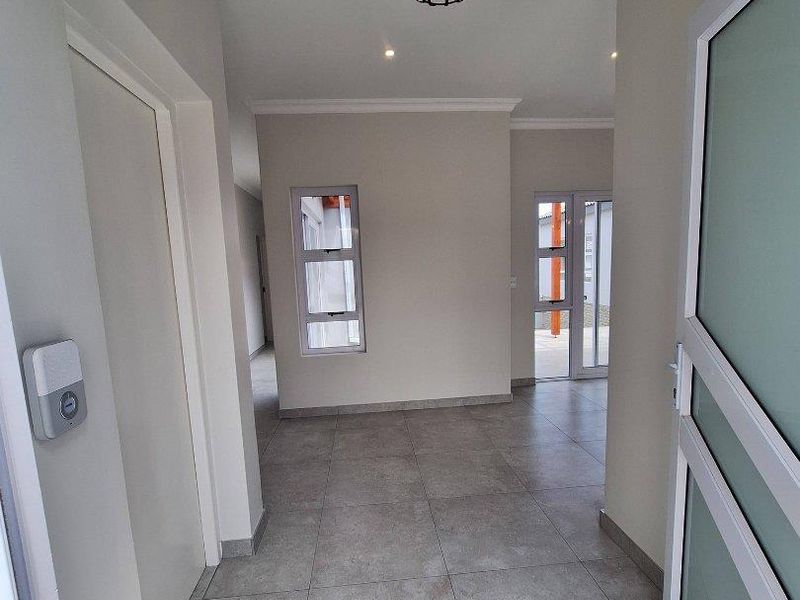 Swakopmund- For Sale- N$5 400 000 - Photo 2