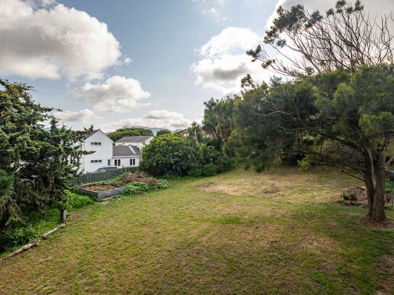 Prime Plot for Sale – Capri, South Peninsula - Photo 9