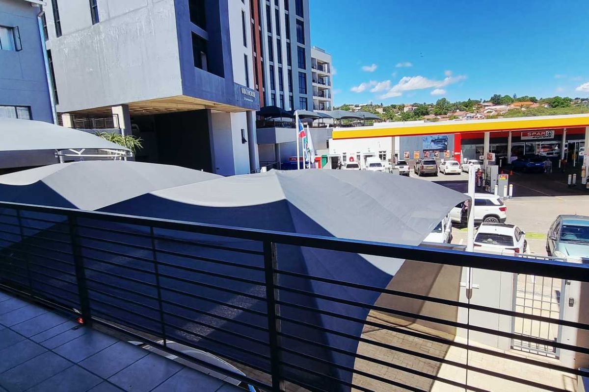 Klein Windhoek 2 bedroom apartment - Photo 3