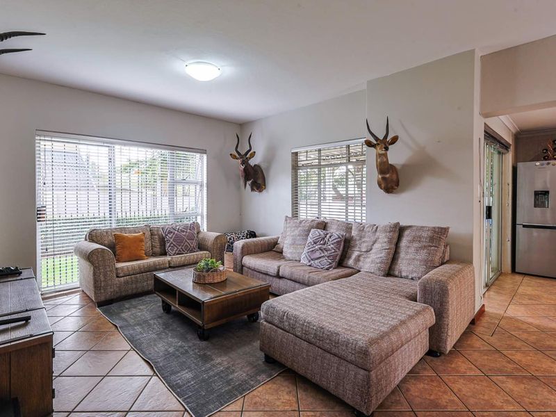 Exclusive 3BR Gem in Quiet Colby Enclave - Photo 7