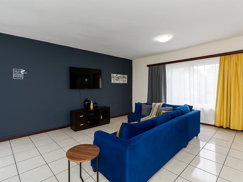 Modern First-Floor Apartment - Photo 4