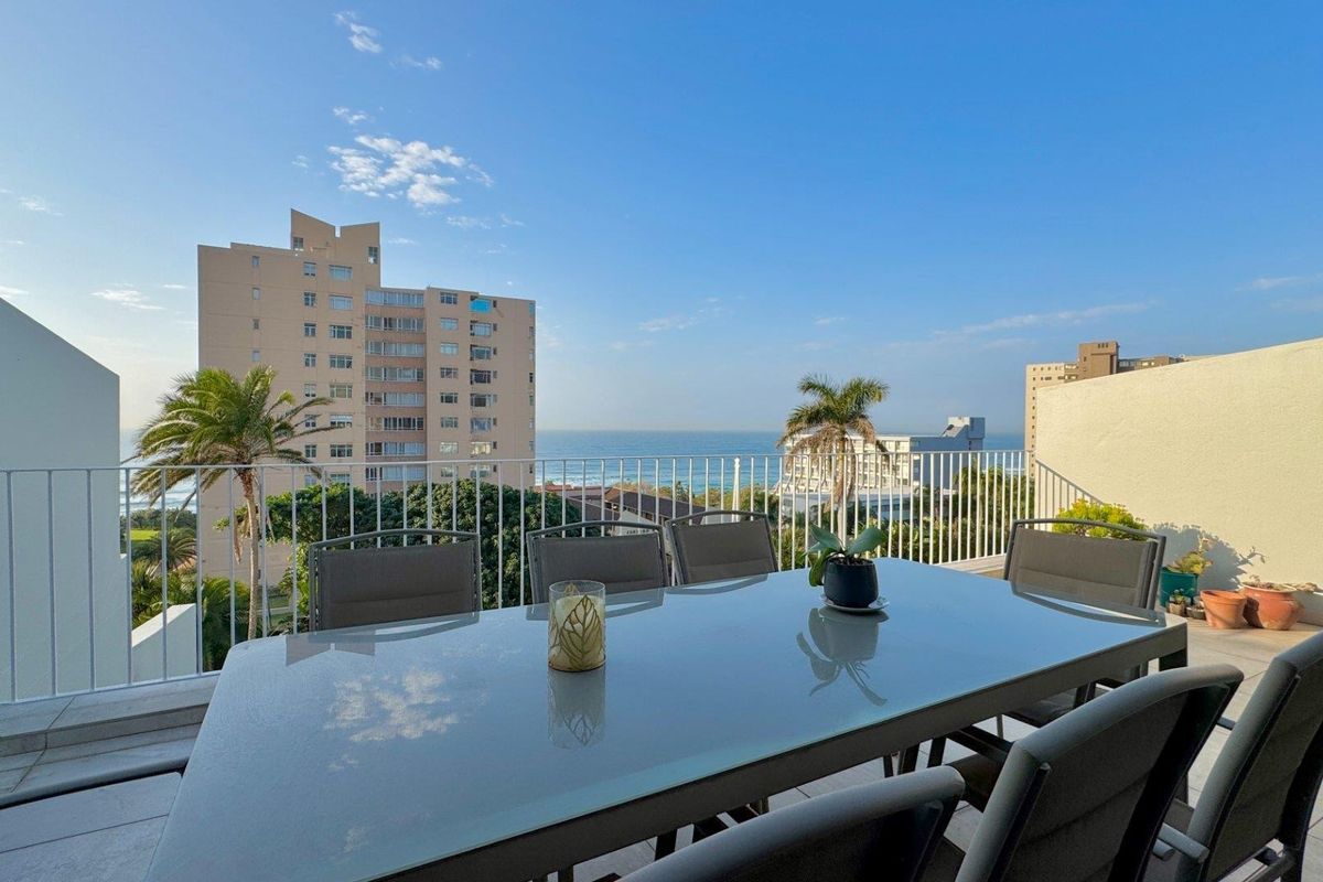 Stunning 2-Bedroom Apartment with Sea Views in Umhlanga Central - Photo 2