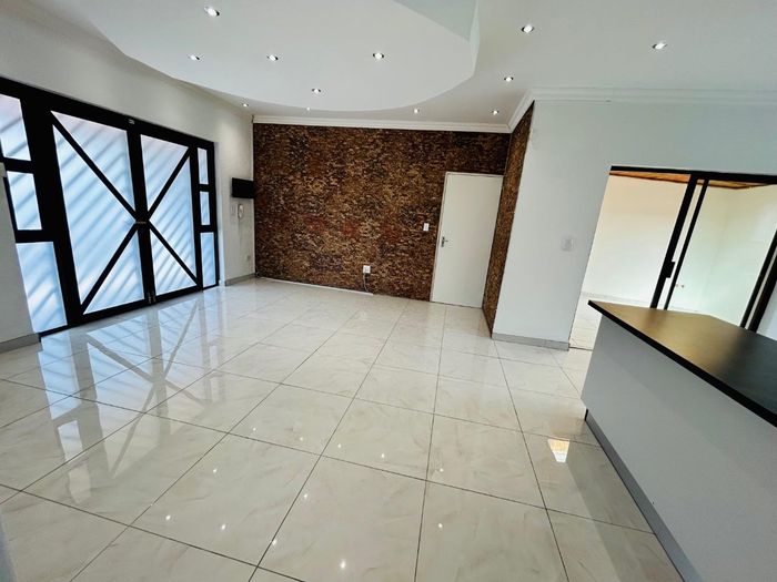 Property #2483974, House Rental Monthly in Cimbebasia