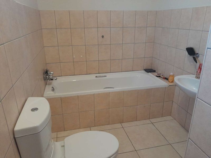 Flat for sale at The Reeds - Photo 4