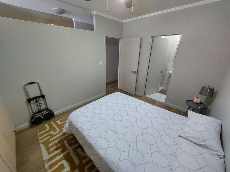 Furnished Two Bedroom Apartment To Let In Cape Town City Centre - Photo 10