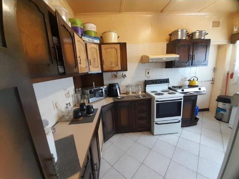 3 Bedroom House for Sale in Alan Manor Johannesburg South - Photo 7