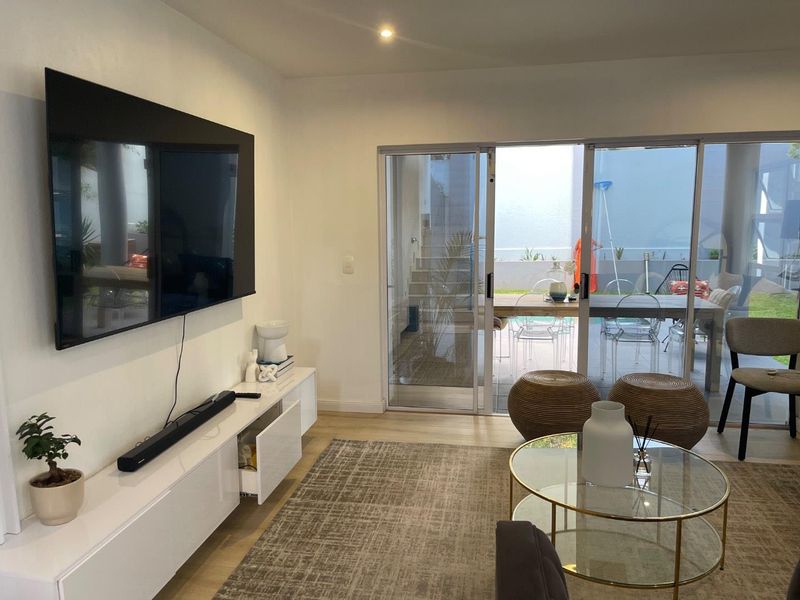 Stunning 4 bedroom and 3 bathroom cluster house in Ferndale - Photo 7