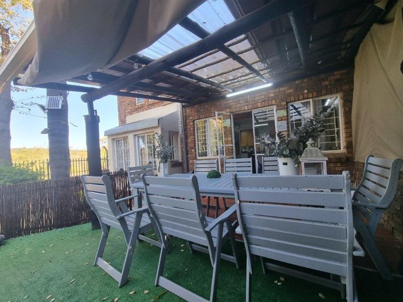Excellent location for schools. Ideal investment. - Photo 6