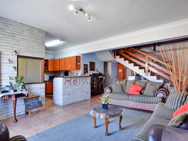 Ext 9, Swakopmund:  Guesthouse for sale - Photo 6